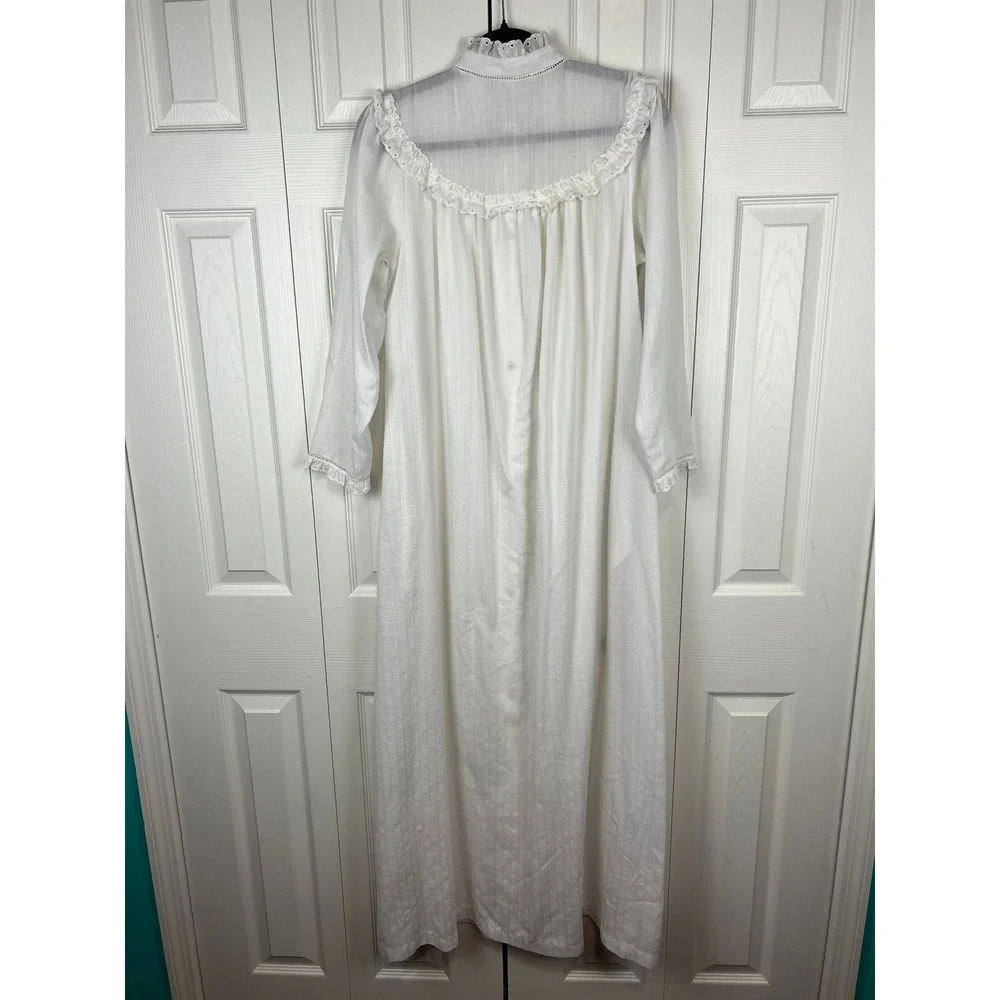 Vintage White Lace Trim Snap Front Maxi Nightgown Robe Small Cottagecore Regency